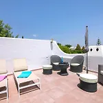 Villa Rose